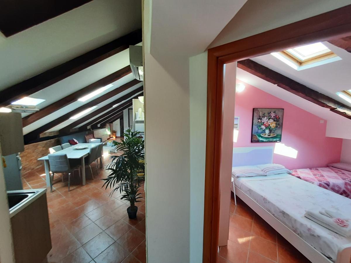 Bed & Breakfast La Mansarda Nápoles Exterior foto